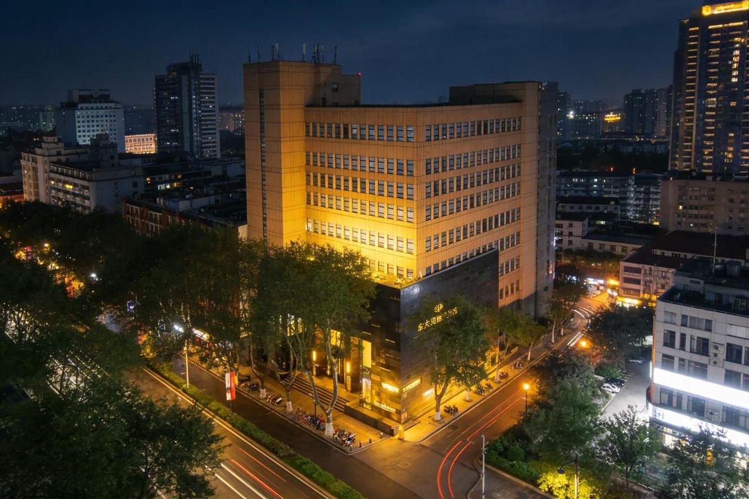 南京金太隆国际酒店(新街口总统府店)
