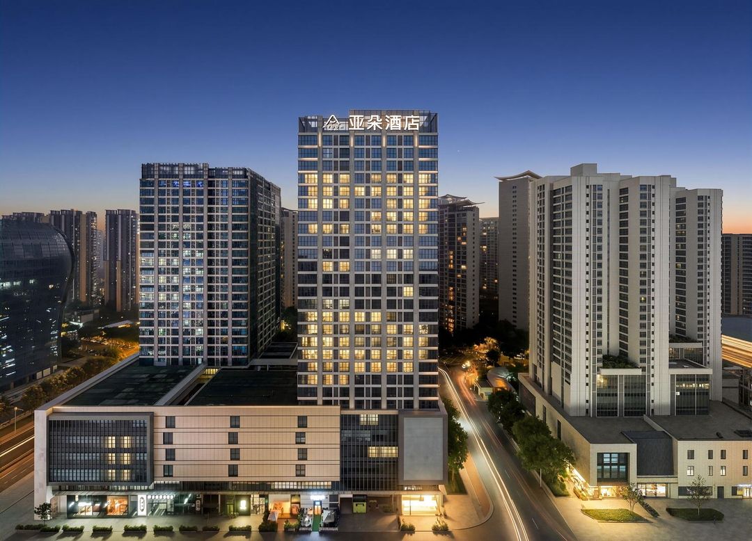 成都九眼桥东大路地铁站亚朵酒店