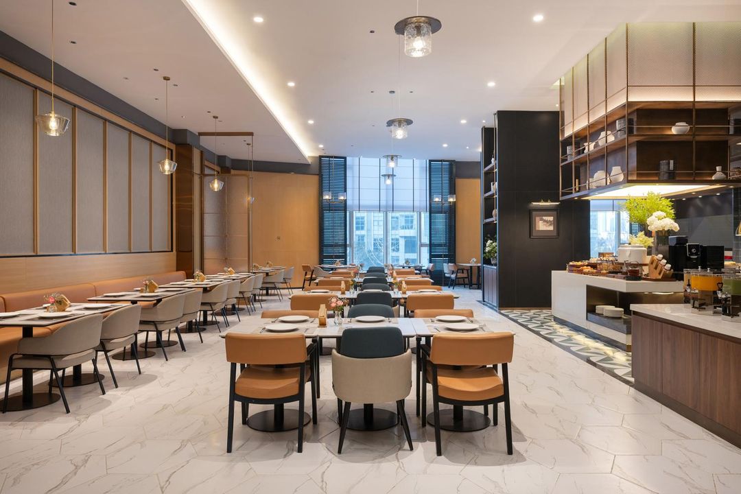 青岛金沙滩啤酒城海景美仑酒店
