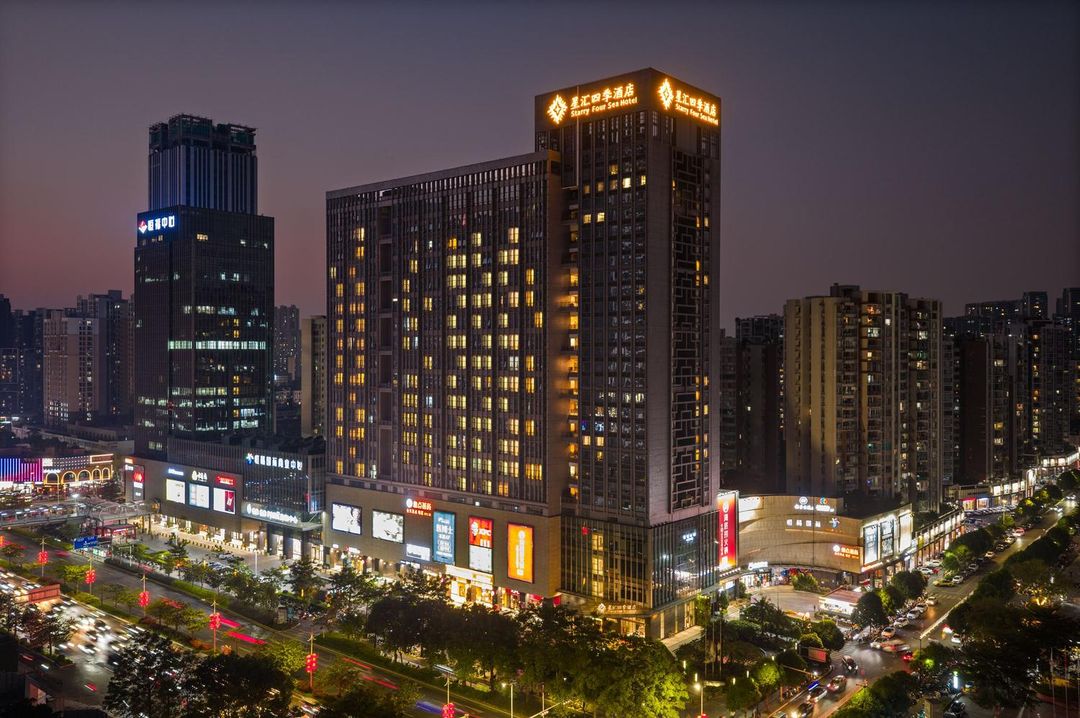 佛山星汇四季酒店(祖庙季华六路地铁站店)
