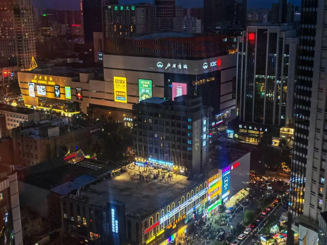和颐至尚(石家庄勒泰中心北国商城地铁站店)