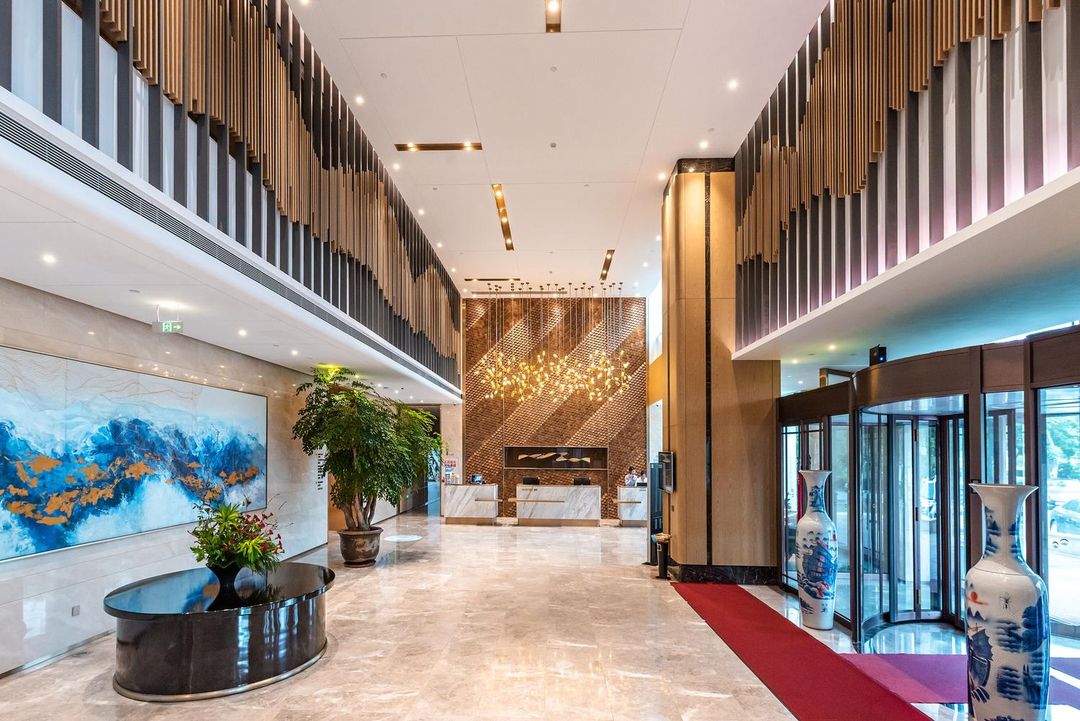 龙口天鸿酒店(保利广场盒马鲜生店)