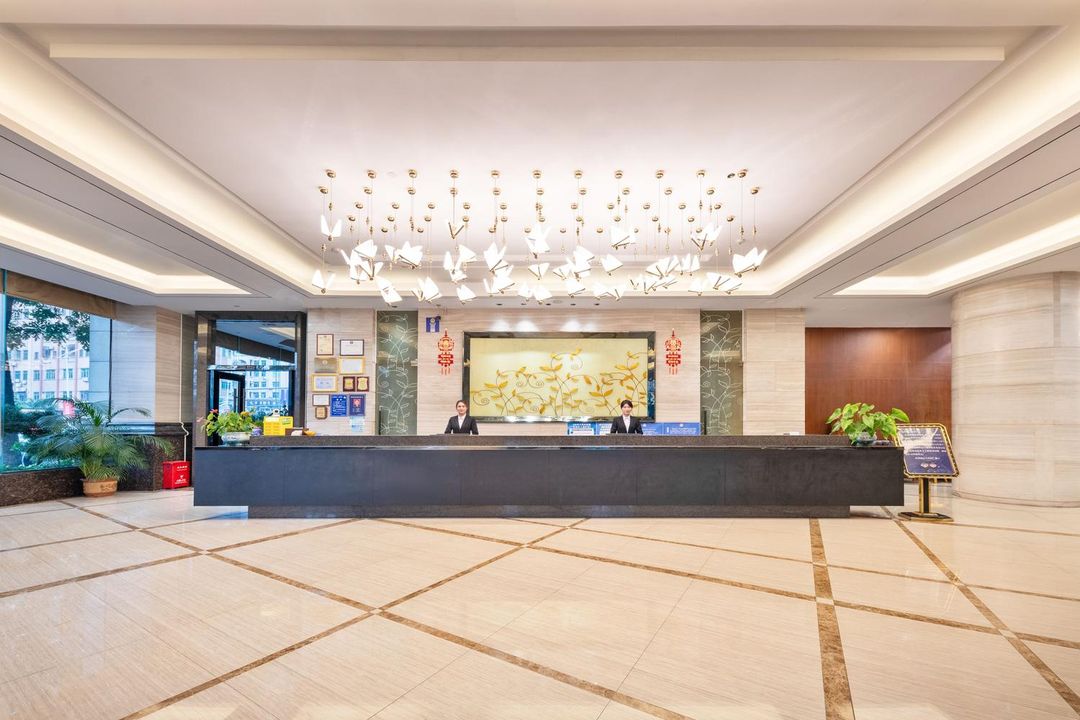 君濠酒店(国际展览中心珊美地铁站店)