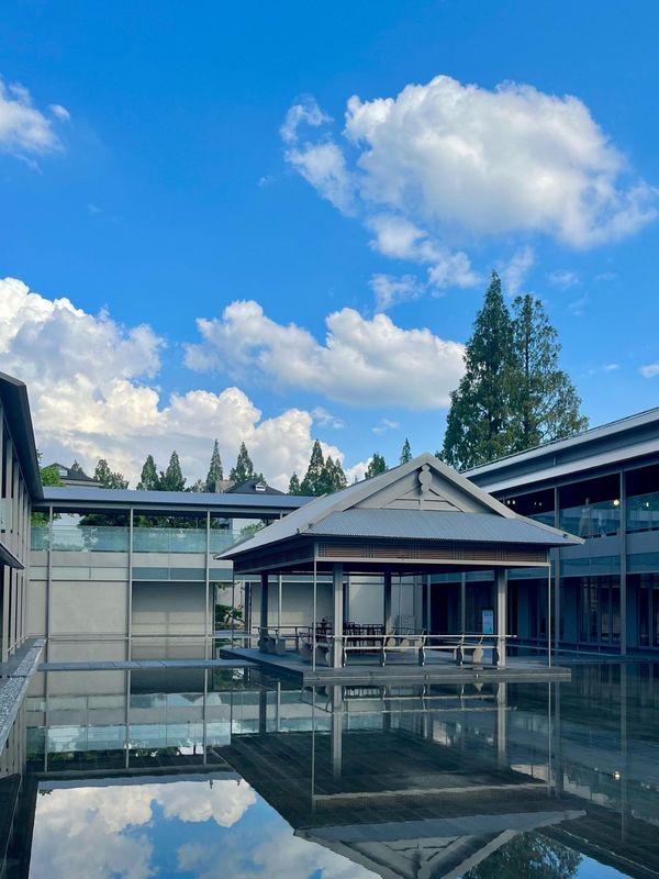 建国&middot;璞隐酒店(杭州西湖留下地铁站店)