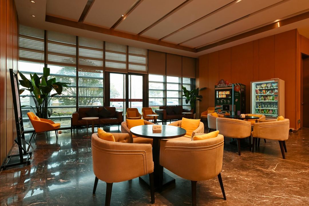 青岛海天大剧院酒店(国际会展中心石老人海水浴场店)