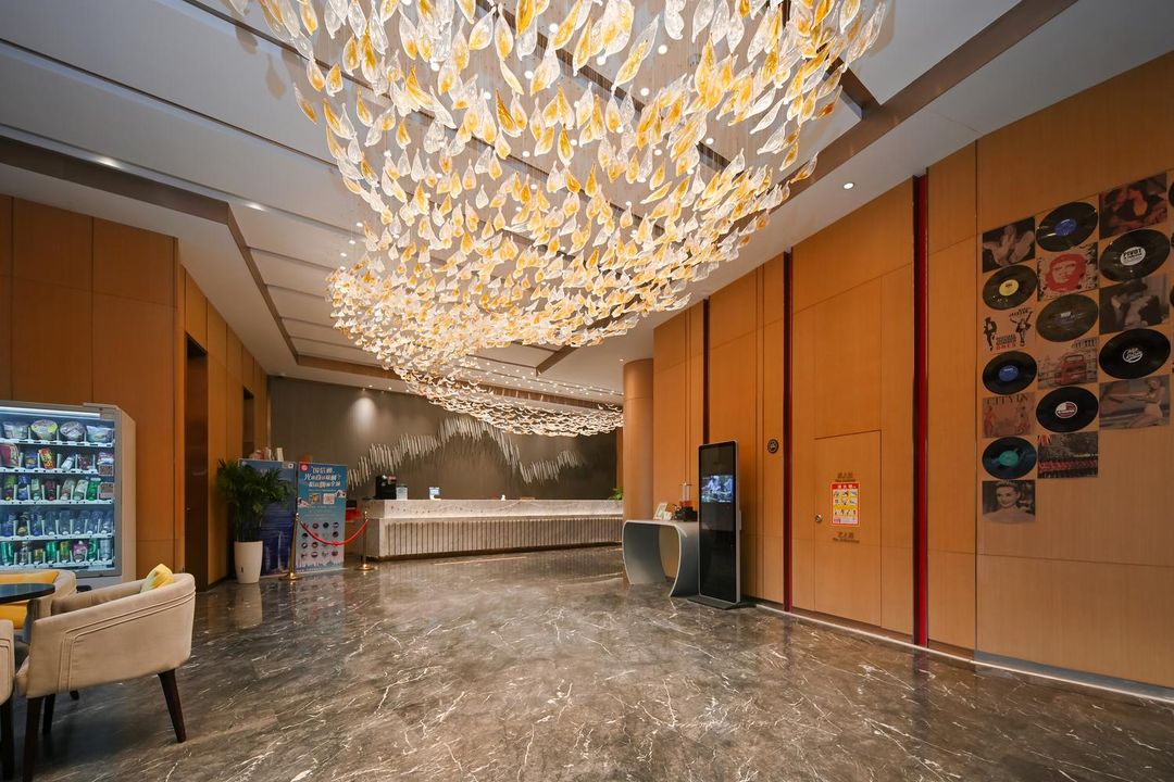 青岛海天大剧院酒店(国际会展中心石老人海水浴场店)