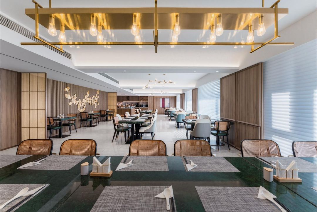 建国铂萃上海宝山呼兰路地铁站酒店