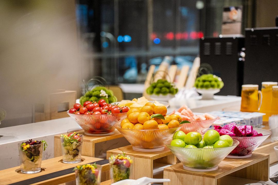 成都龙泉驿龙都南路亚朵酒店