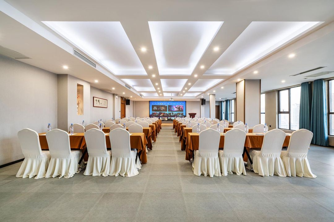 美豪丽致酒店(西安交大西京医院长乐公园地铁口店)