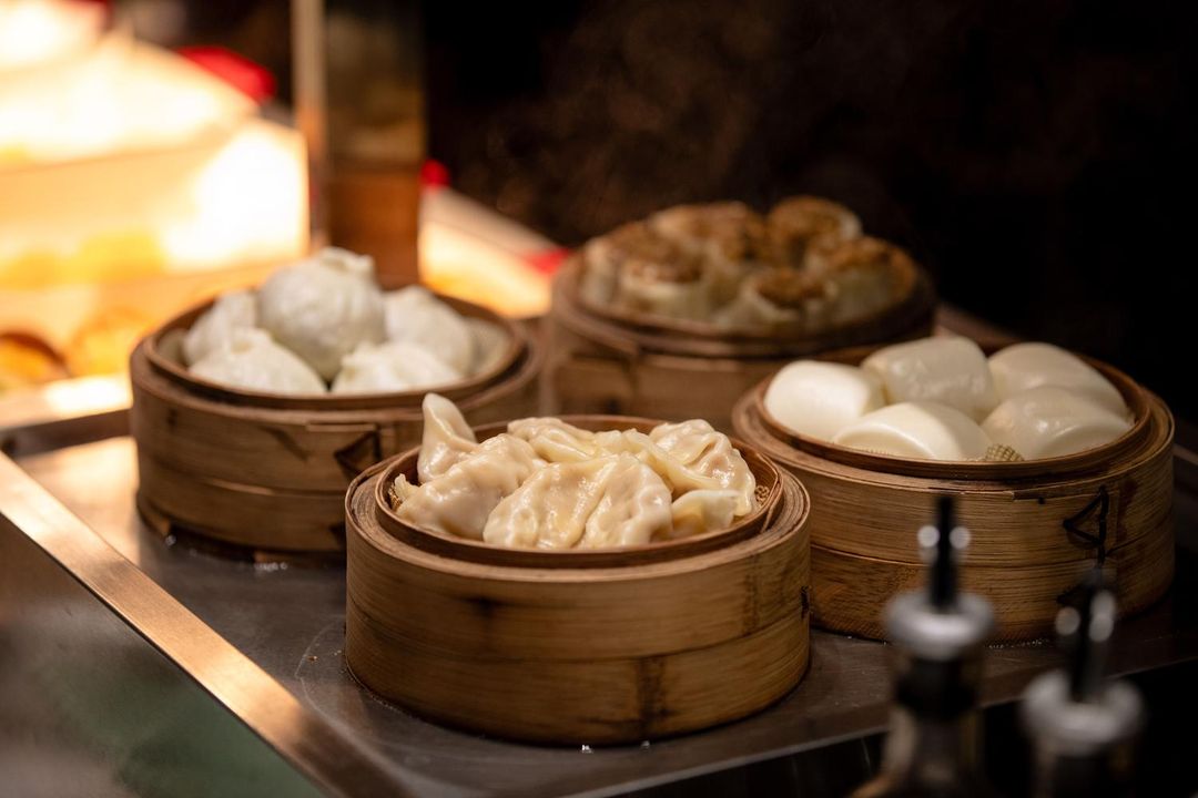 东阶锦上酒店(成都大运会体育中心万达广场店)