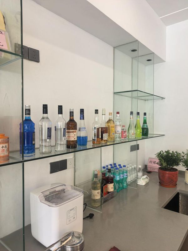 珠海2000年大酒店(万象汇情侣中路店)