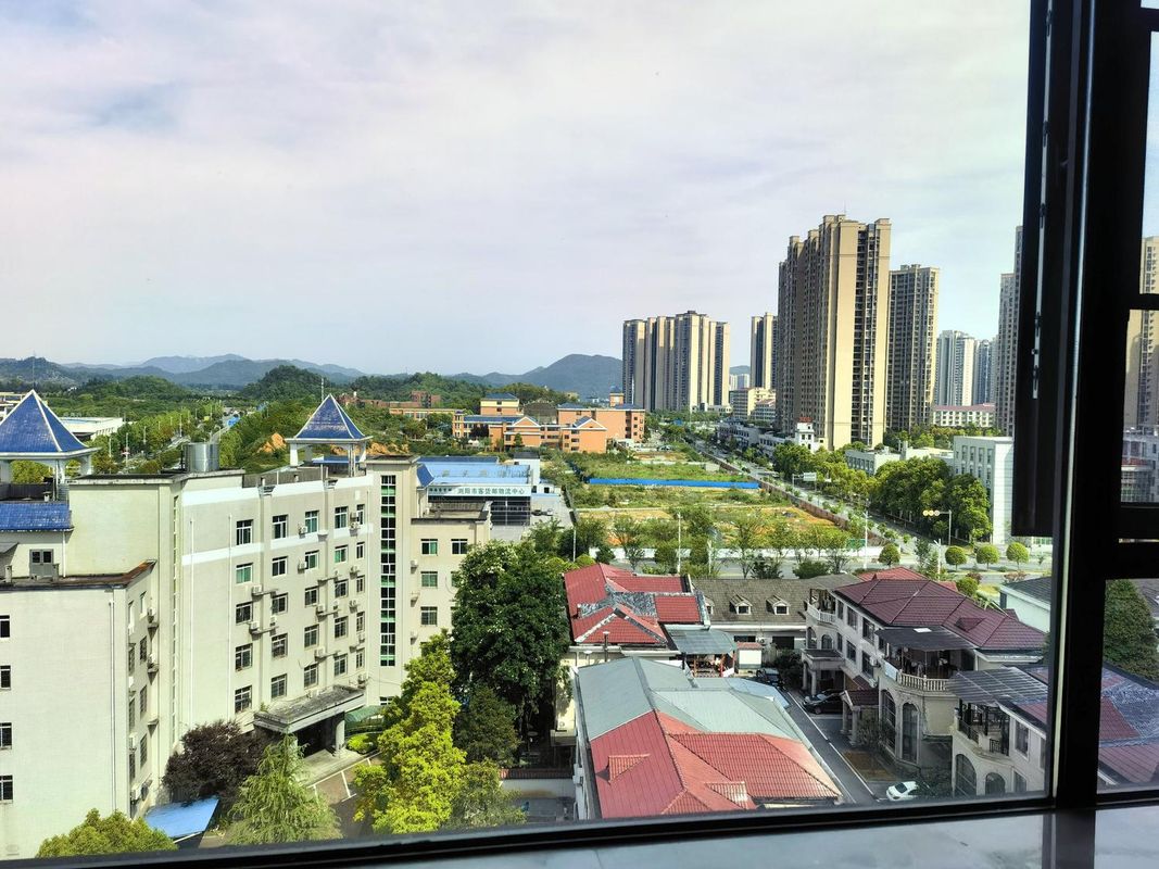 浏阳大道国宾府亚朵酒店