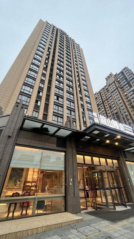 平潭龙山胜途国际酒店(龙王头沙滩店)