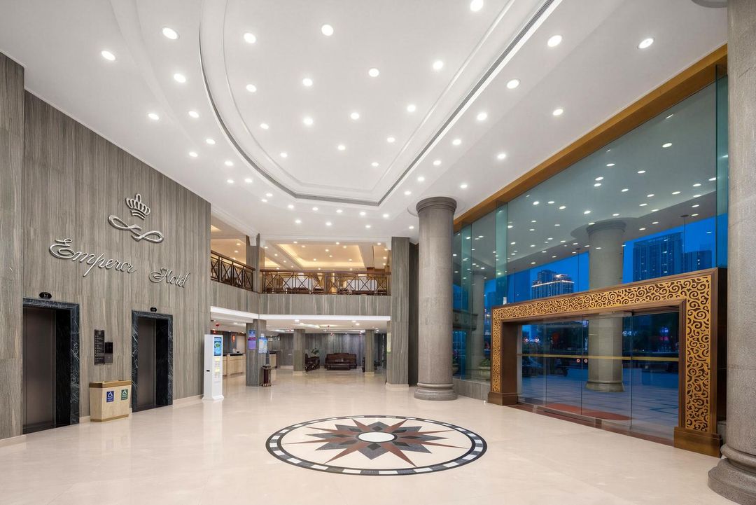 佛山皇帝酒店(顺德清晖园华盖路步行街店)