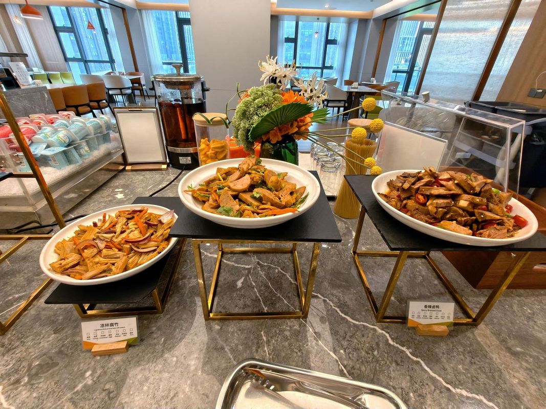 武汉经开永旺希尔顿惠庭酒店