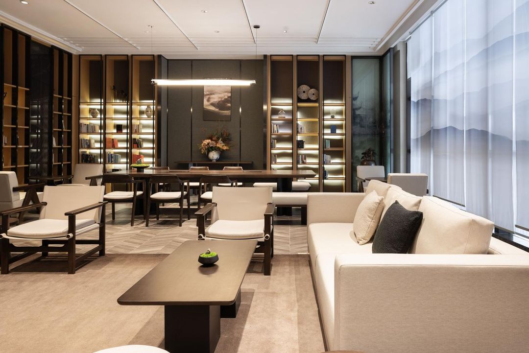 徐州东站环球港亚朵酒店