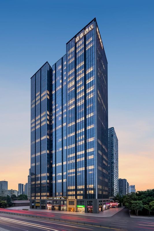 嘉泰酒店(成都欢乐谷金牛公园地铁站店)