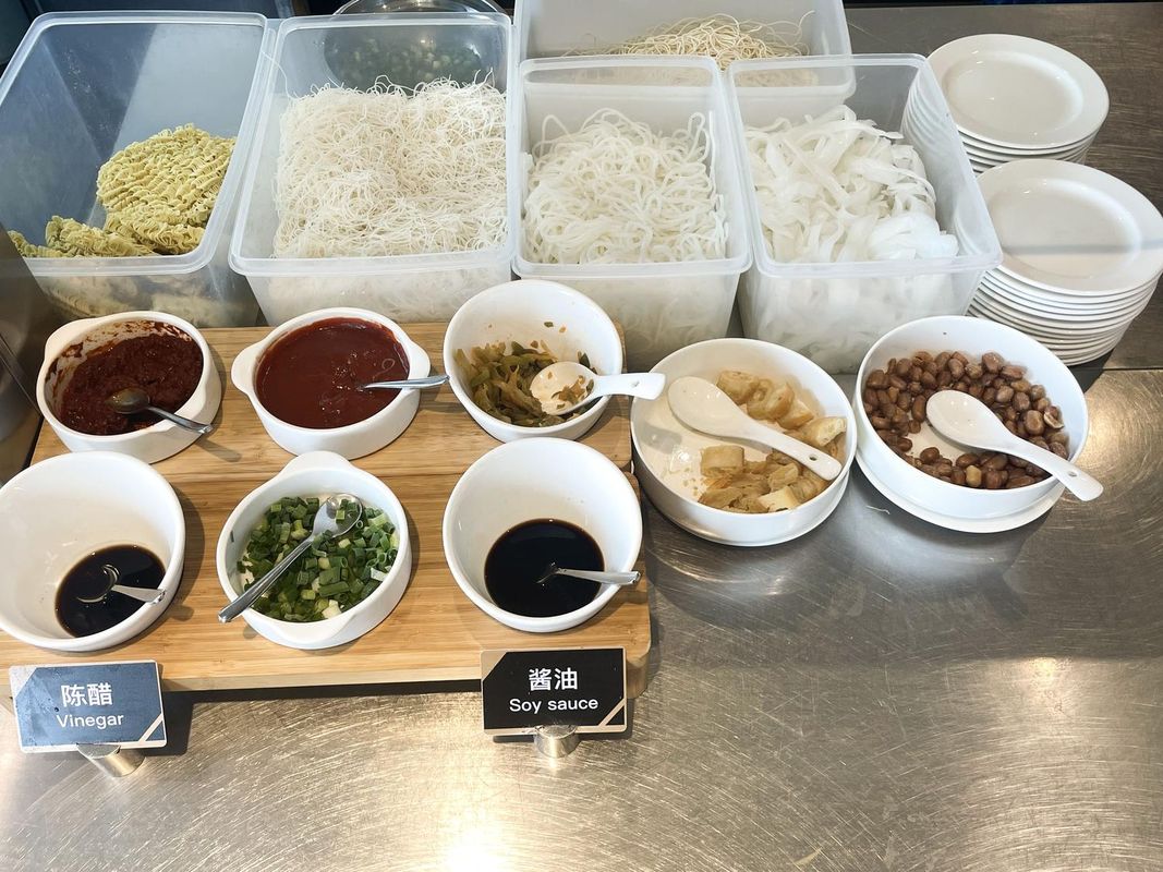 金满福国际酒店(广州花都广场融创文旅城店)