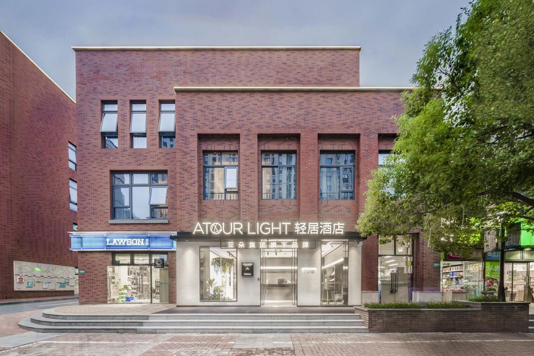 上海闵行马桥轻居酒店