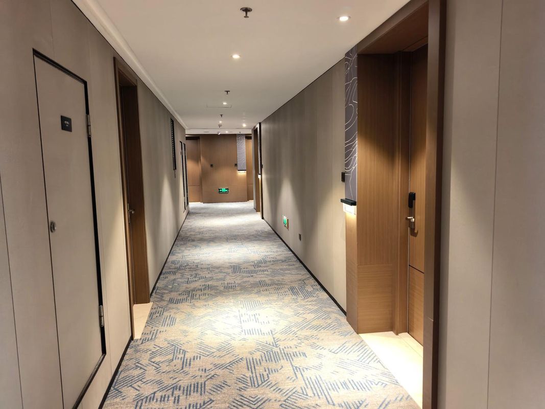 重庆观音桥紫薇路亚朵酒店