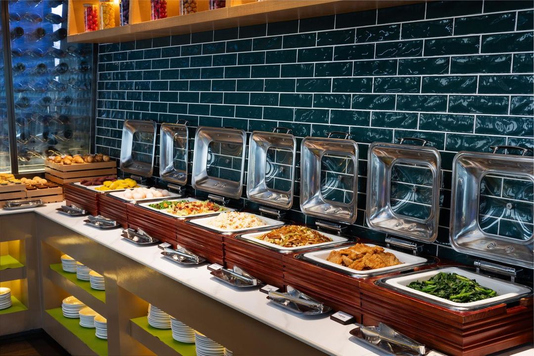 珠海情侣路海滨泳场海景亚朵X酒店