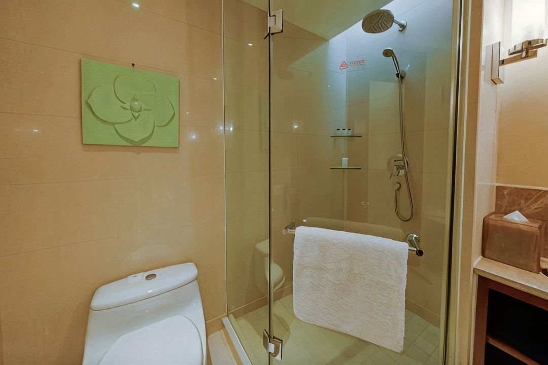 贵阳喜来登贵航酒店 (甲秀楼青云市集店)