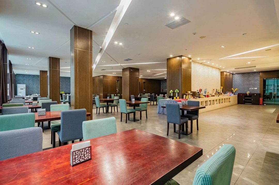 和颐酒店(西安高新区万达广场木塔寺地铁站店)