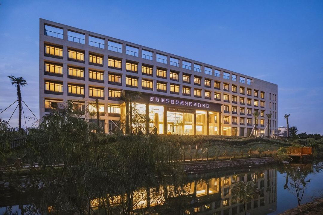 江苏海院世纪缘国际邮轮酒店(南京江宁大学城交院地铁站店)