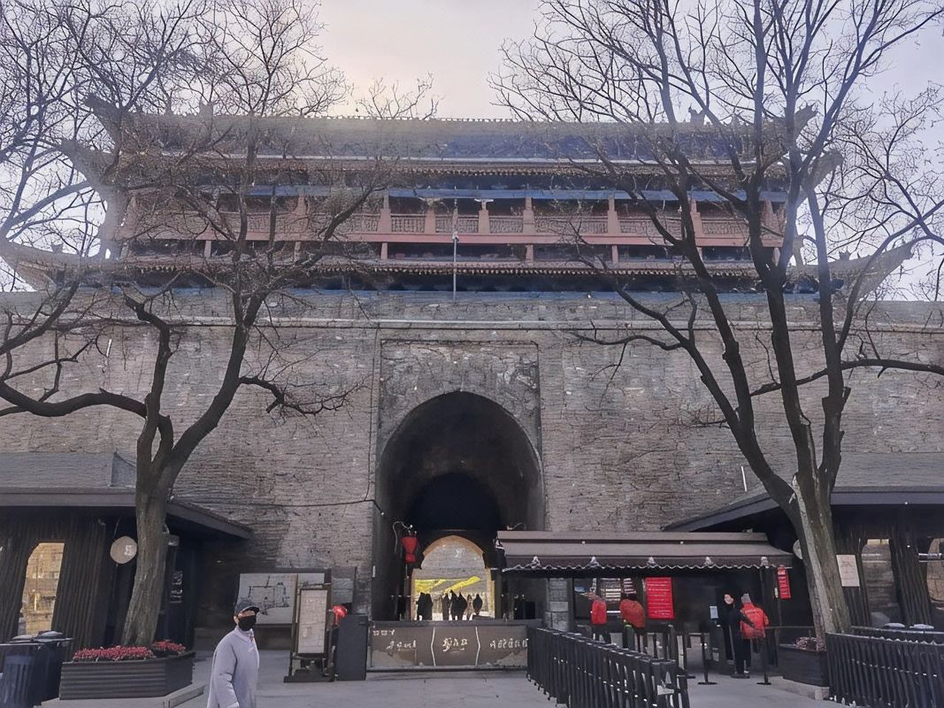 艺龙安悦酒店(西安唐都医院纺织城地铁站店)