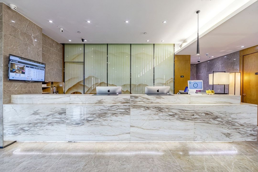 济南高新万达广场天辰路亚朵酒店