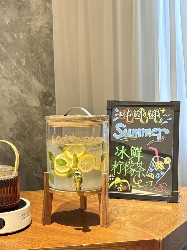 和颐至尊酒店(哈尔滨高铁西站万达广场店)