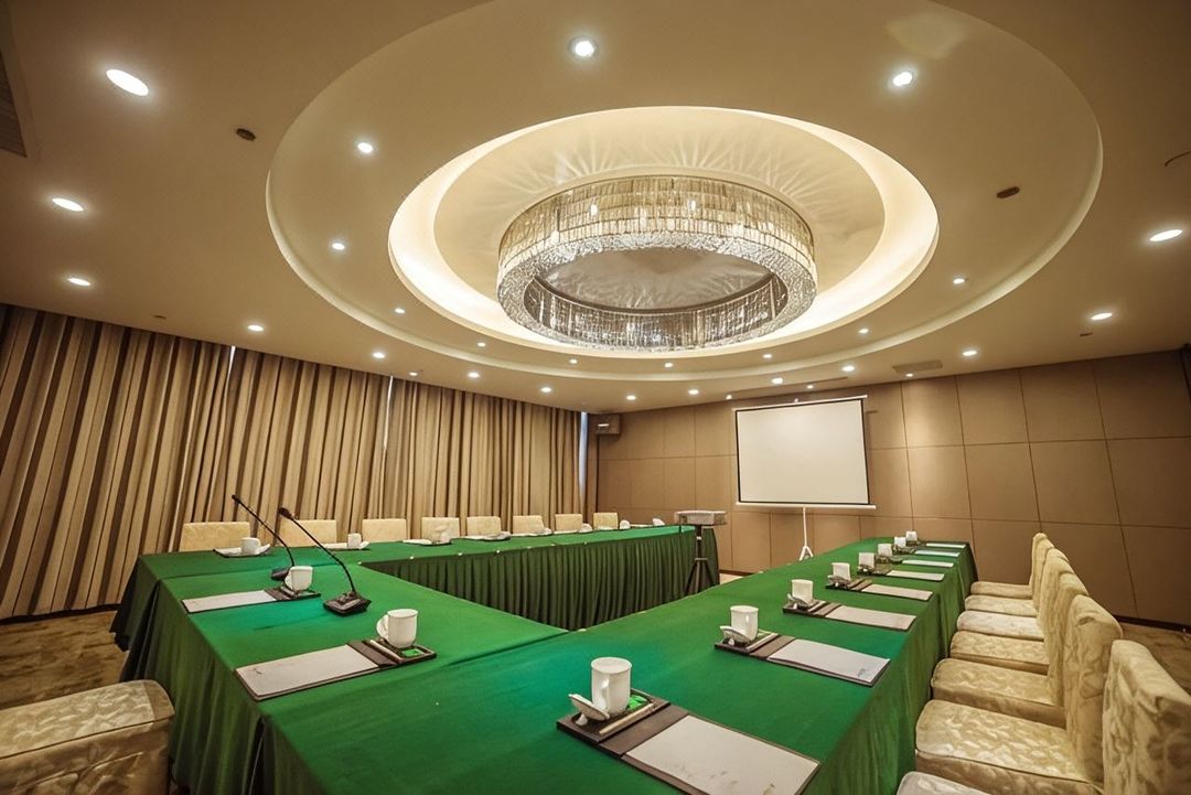 徐州富博假日酒店(南三环路地铁站矿业大学文昌校区店)
