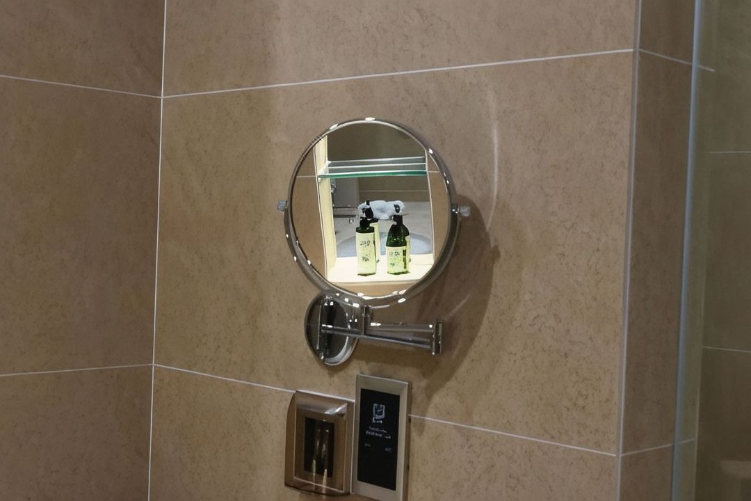 沈阳华强诺华廷酒店(沈北大学城师范大学地铁站店)
