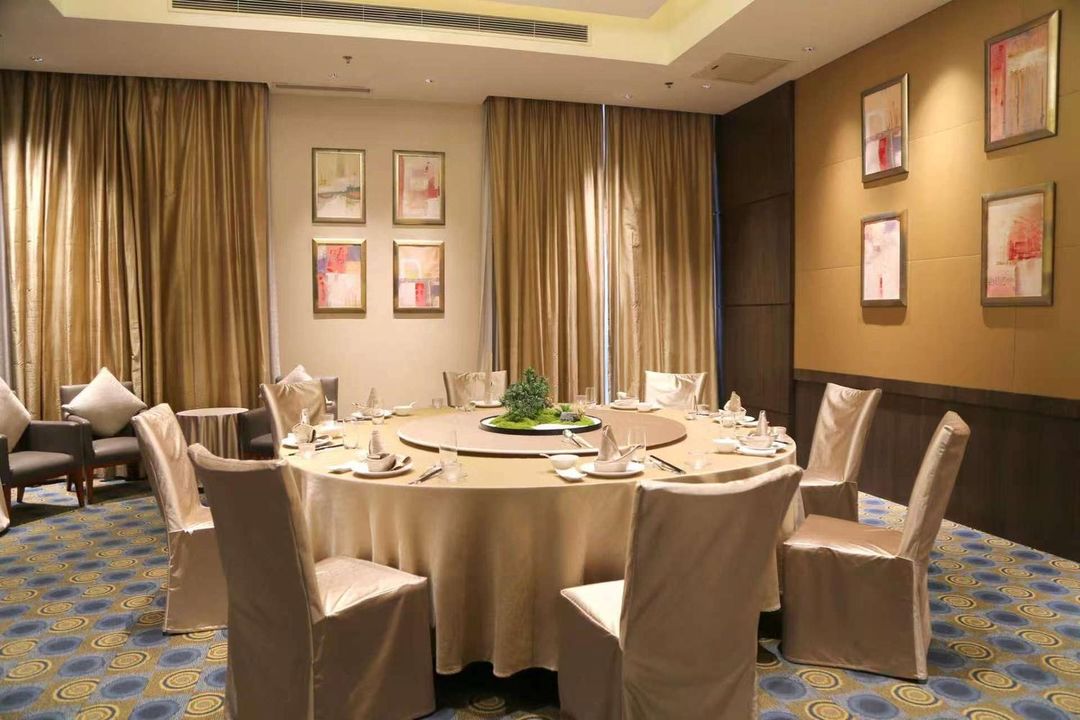 上海徐家汇西藏大厦万怡酒店