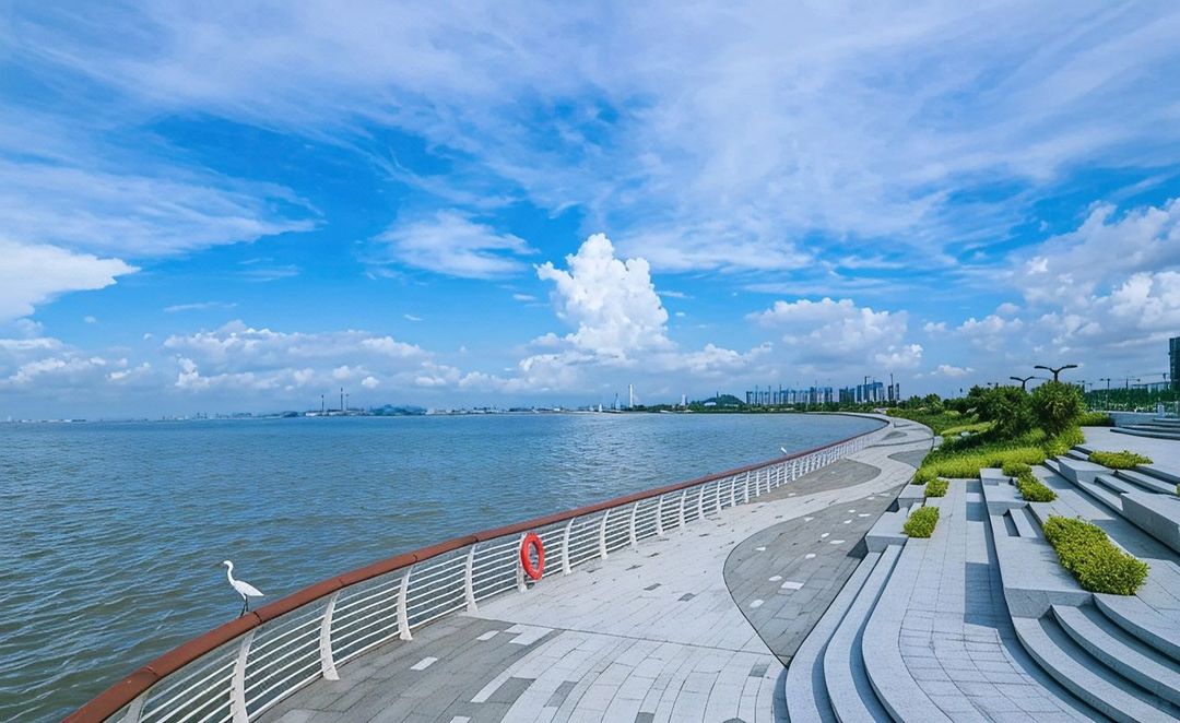 东莞滨海湾丽芮酒店