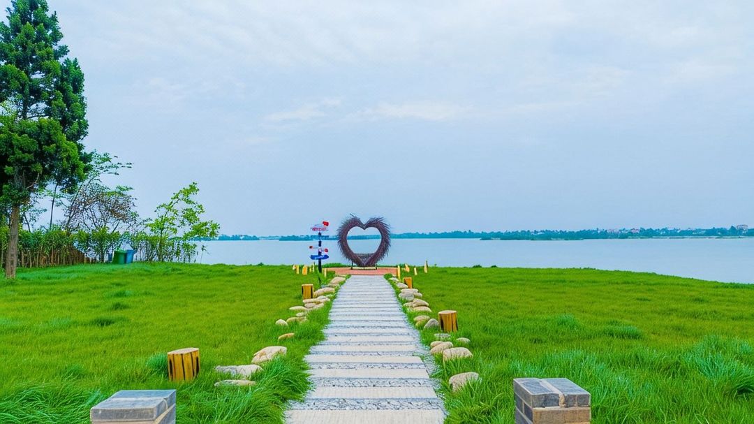 长沙湘江月亮岛荟语酒店