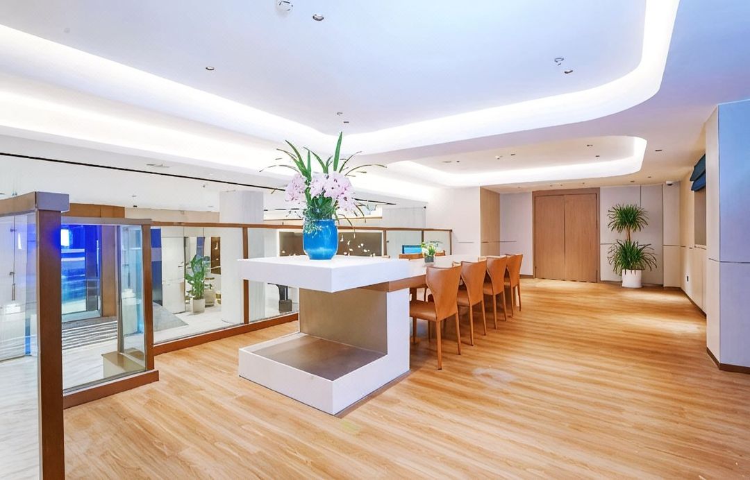景莱&middot;臻选酒店(上海静安大宁灵石公园店)
