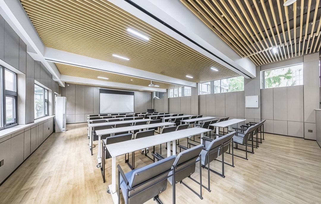 成都四川大学望江校区倪家桥地铁站亚朵酒店
