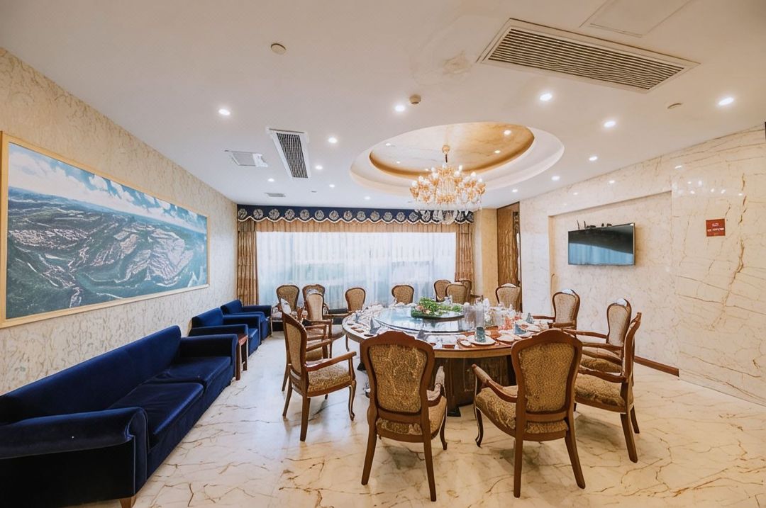 成都茂文大酒店(青白江东站万达广场店)