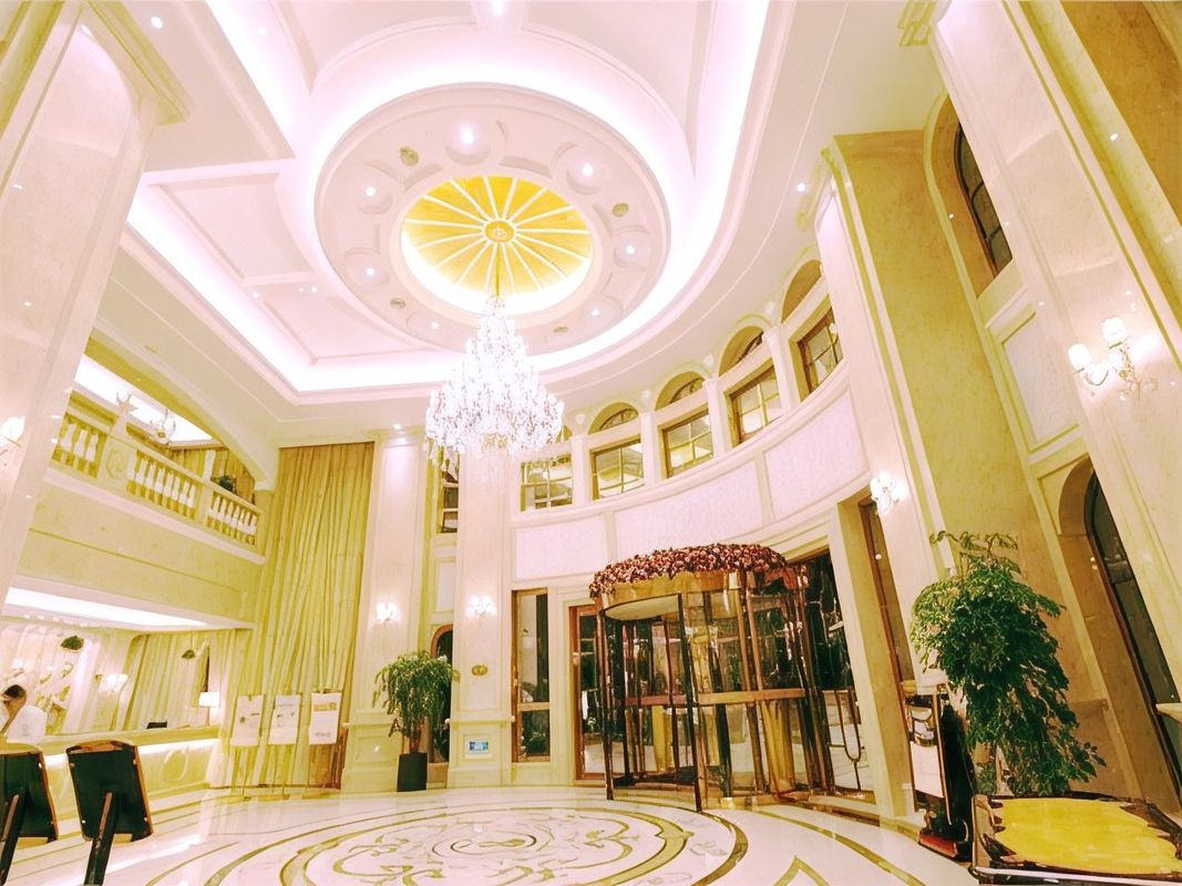 维也纳国际酒店(上海松江开发区体育中心地铁站店)