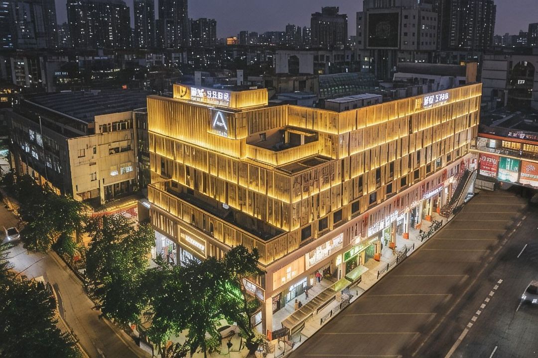 广州珠江新城五羊邨地铁站亚朵酒店