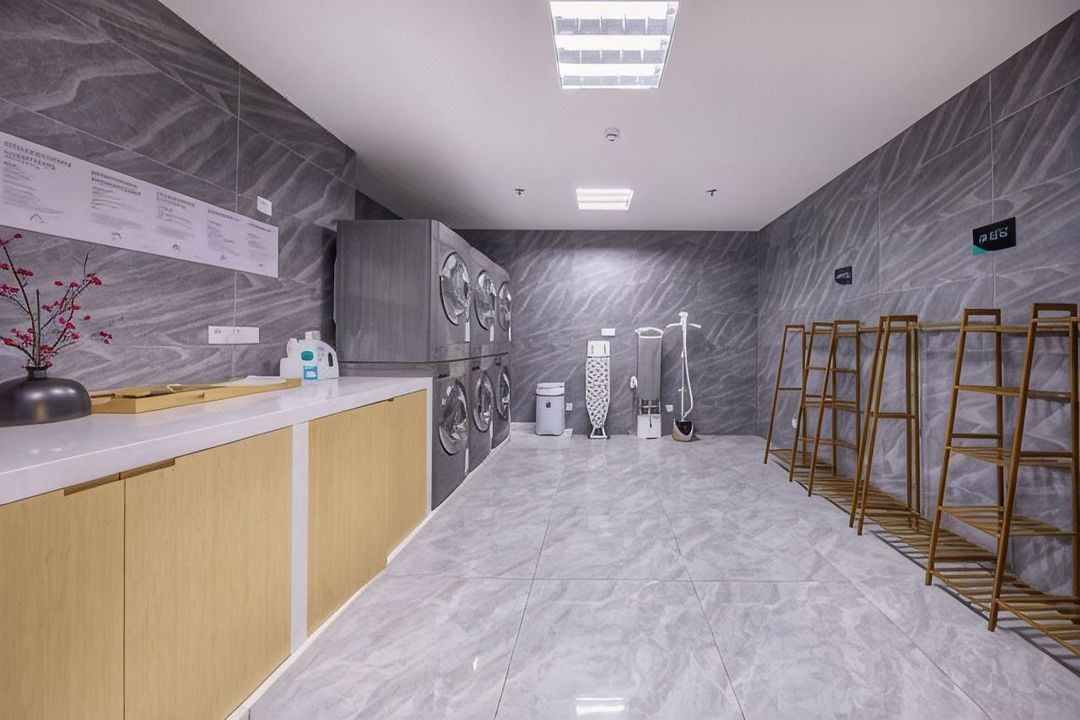 深圳福田车公庙亚朵X酒店