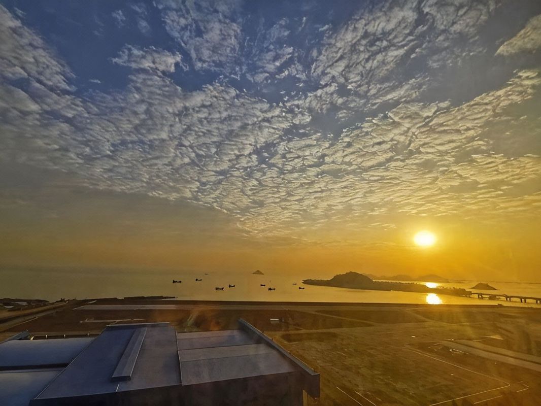 珠海情侣路海滨泳场海景亚朵X酒店