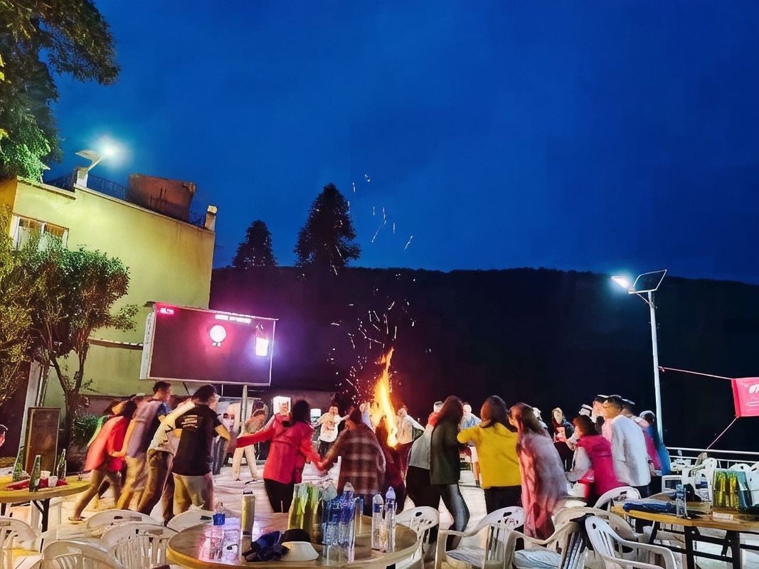 邛崃天台山大酒店