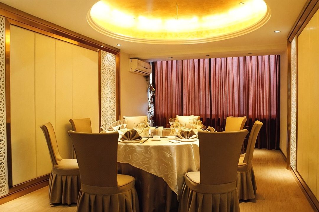 宁波大学天唯文博酒店