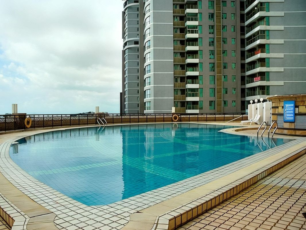 珠海怡景湾大酒店(情侣路海滨泳场店)