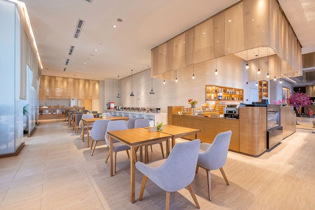 万信国际酒店(西安奥体浐灞会展中心店)