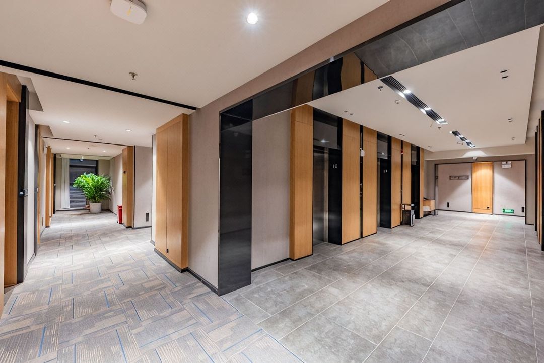 武汉万豪万枫酒店(街道口理工大学南湖校区店)