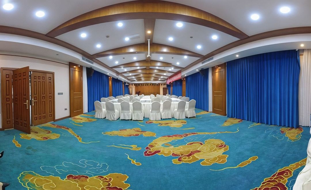 崇州拉菲&middot;玉龙温泉酒店(九龙沟景区店)