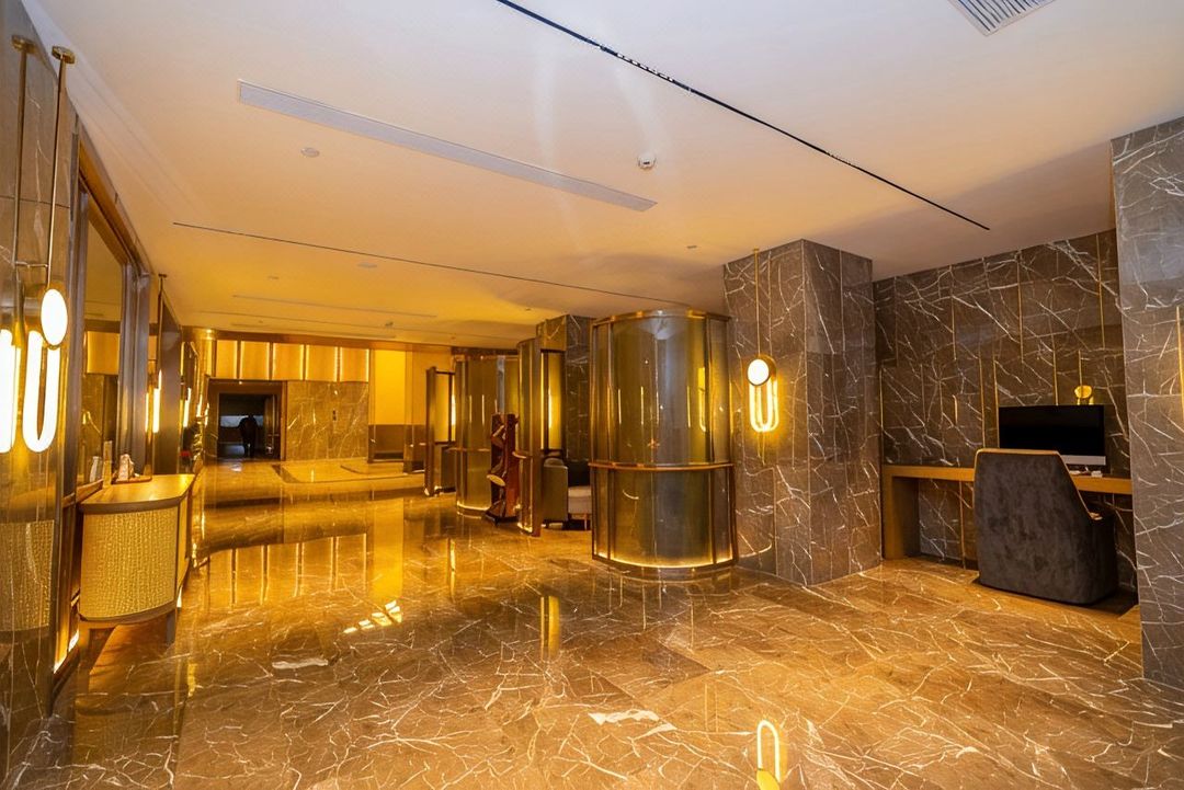 丽顿华居酒店(武汉黄鹤楼彭刘杨地铁站店)